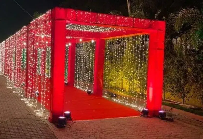 Tall jhoomer light strands