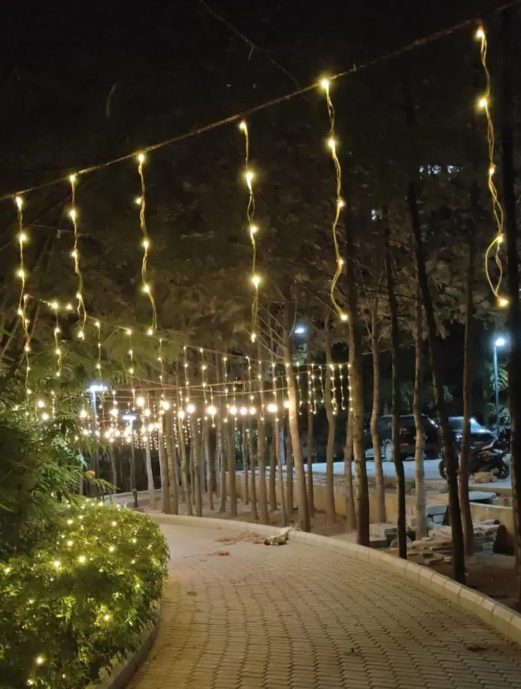 Road-side jhoomer lights